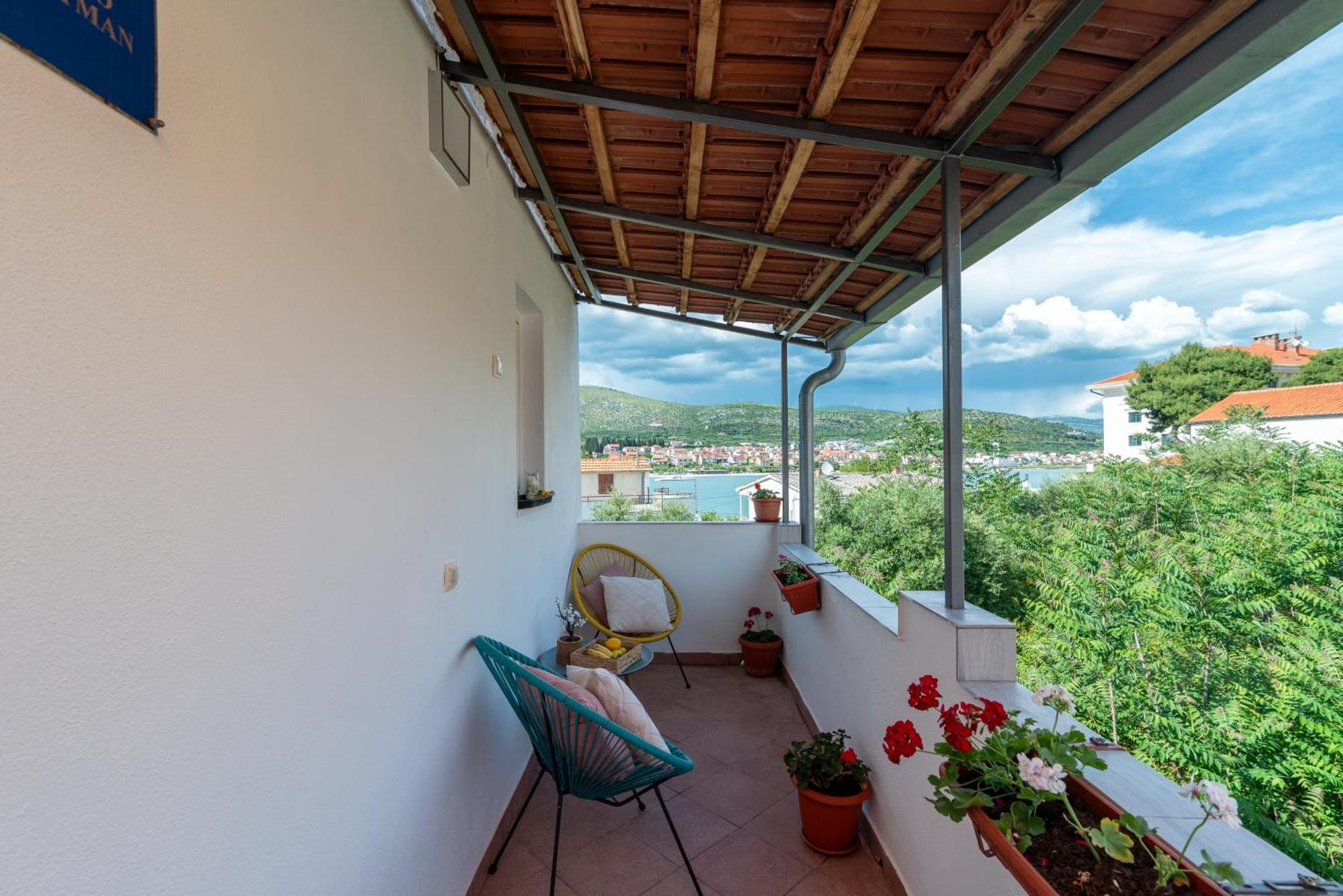 Studio Apartment Coce Трогир Экстерьер фото